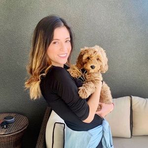 Meet your Posher, Laura